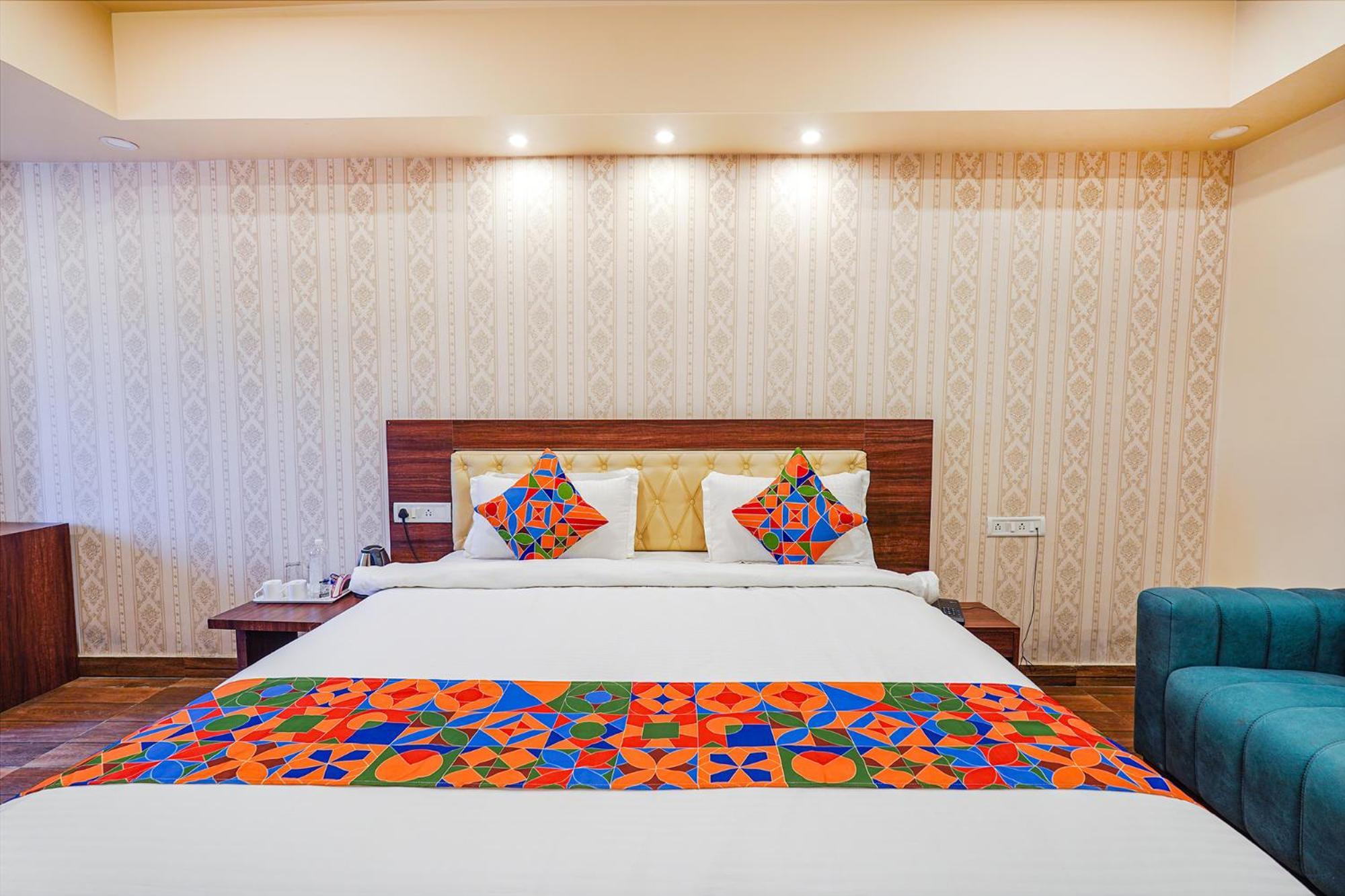 Fabhotel Grand Falcon Bangalore Eksteriør billede